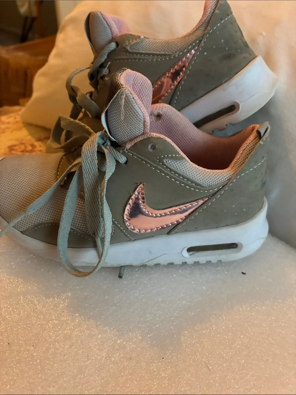 Nike Kids' Beige/Tan Mesh Running Sneakers